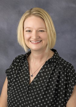 Dr. Hannah Carlsen, DO - Cedar Falls, IA - Internal Medicine, Family Medicine, Geriatric Care