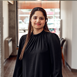 Dr. Ammara Shamshad, MD - Waterloo, IA - Internal Medicine, Family Medicine