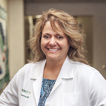 Dr. Kristi Steinbronn, ARNP - Oelwein, IA - Internal Medicine, Family Medicine