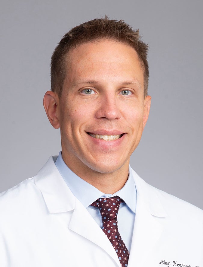 Dr. Dr. Alex Cichomska Herskovic, MD