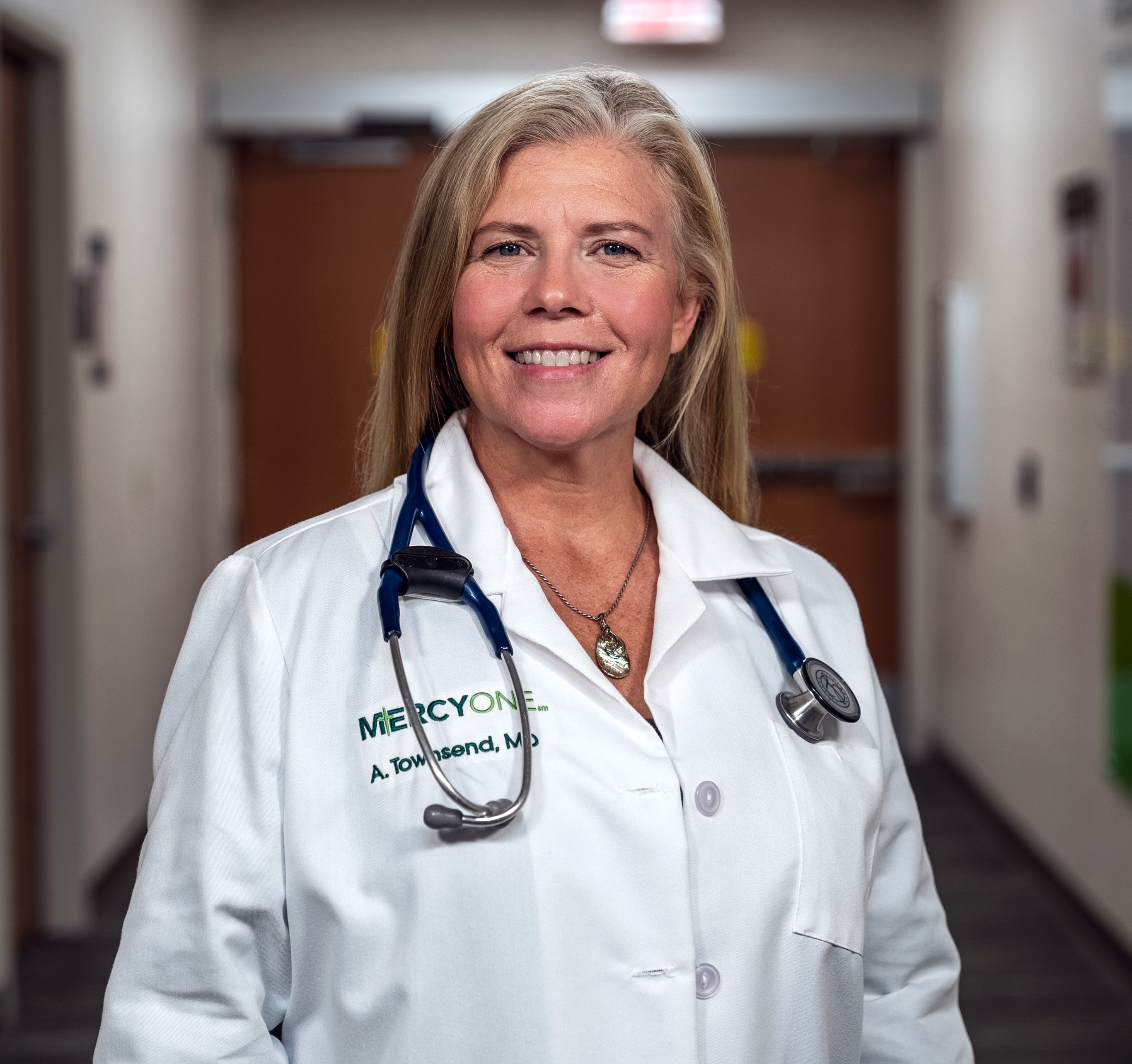 Dr. Angela Townsend, MD - Waterloo, IA - Internal Medicine, Pediatrics Care